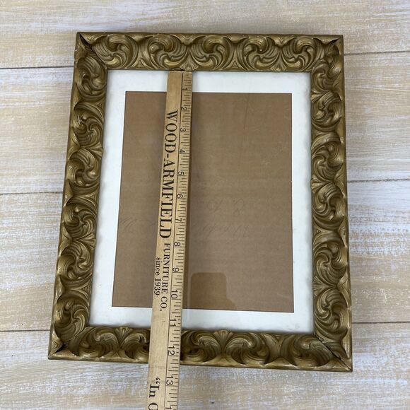 Vintage Ornate Gold Table Picture Frame Hollywood Regency See Measurement B - Picture 10 of 13